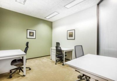 125 South Wacker Drive, Suite 300 office spaces