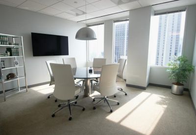 Exterior view of 181, West Madison Street