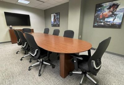 Executive offices to lease in Florence (Kentucky)