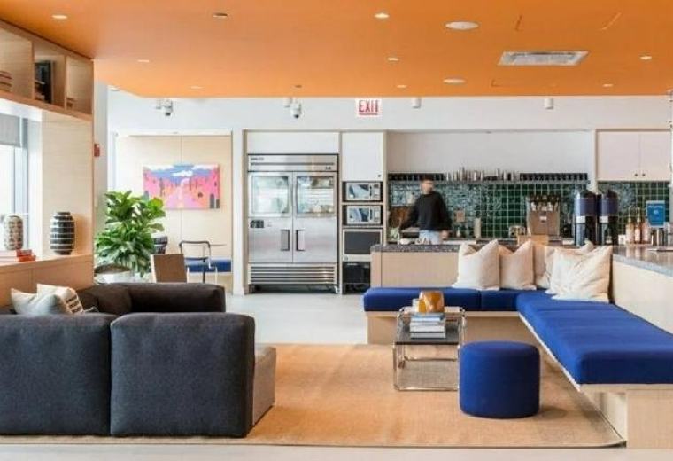 Exterior image of 1 South Dearborn Street