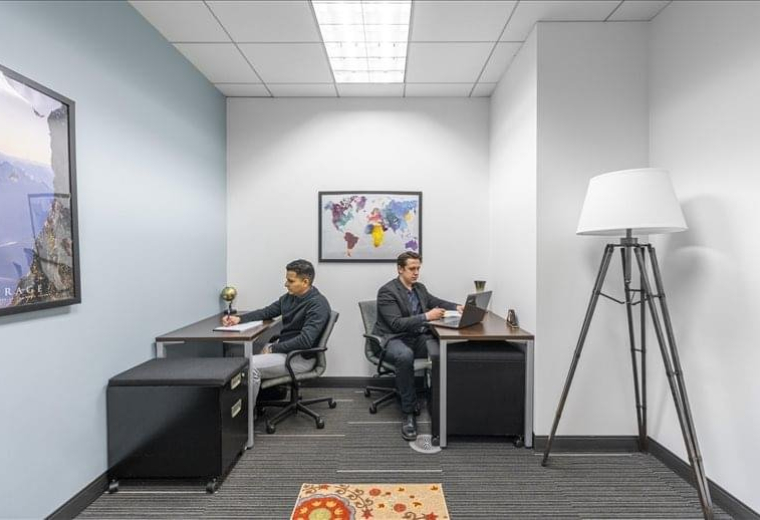 10 North Martingale Road, Suite 400, Schaumburg, Illinois, USA