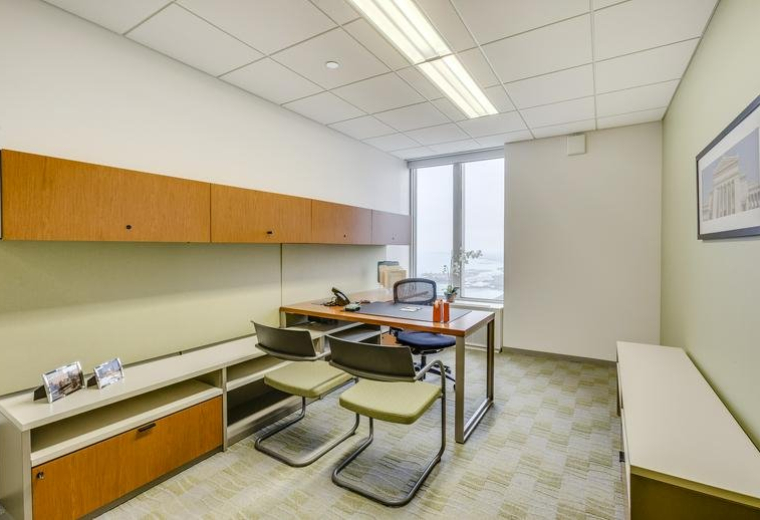 200 East Randolph Street, Suite 5100, Chicago, Illinois, USA