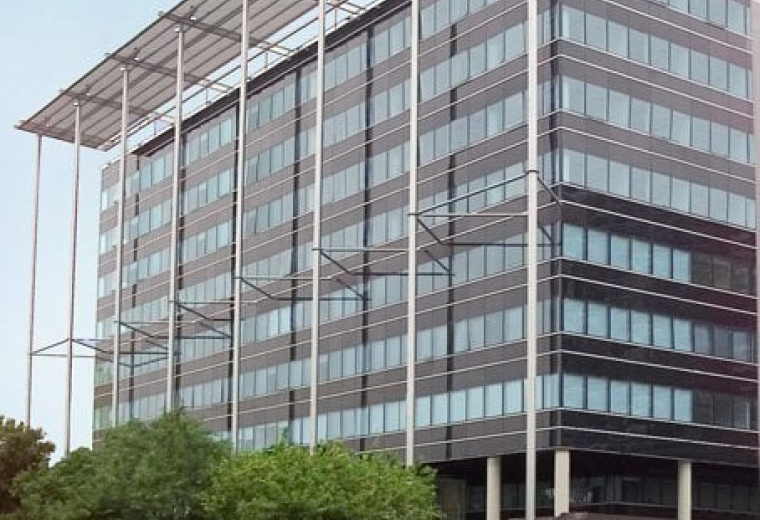 Exterior image of Edificio Libertador Plaza, Av del Libertador 2442, Vicente Lopez, Olivos, Buenos Aires