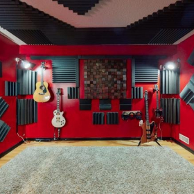 10 Lisa Court office suites. Click for details.