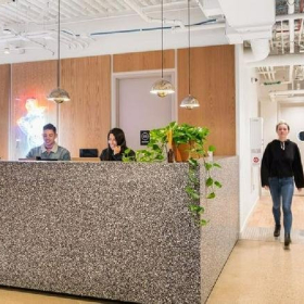 Serviced office centres to let in Chicago. Click for details.