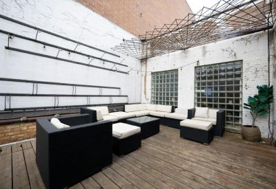 Office accomodation to rent in Chicago