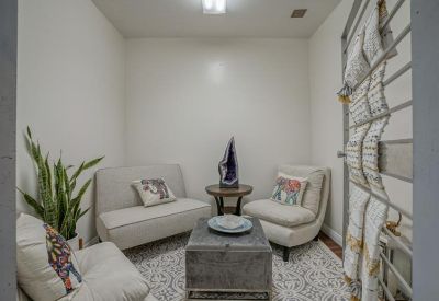 Offices at 25433 Narbonne Avenue