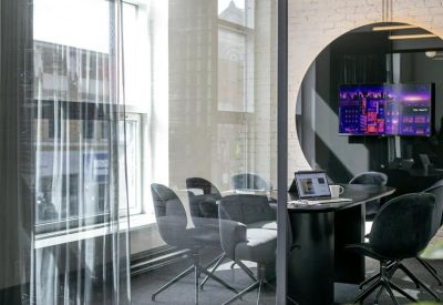 Executive office centres in central Montreal