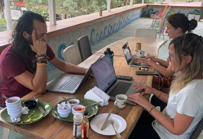 Executive office to rent in Palomino