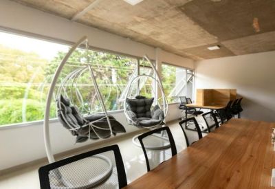 Exterior view of Jason 1371, 2 Piso