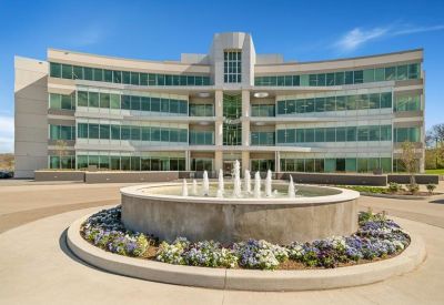 10 Burton Hills Boulevard, Floor 4