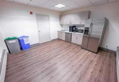 Exterior image of 1001 Warrenville Road, Suite 150