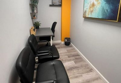 Executive suite to rent in Ponce