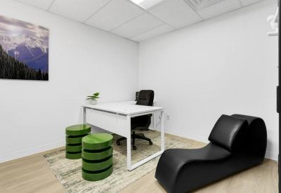 Interior of 106 Apple Street, 200W