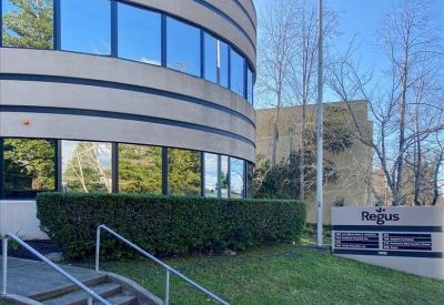 Serviced office centres in central Santa Rosa