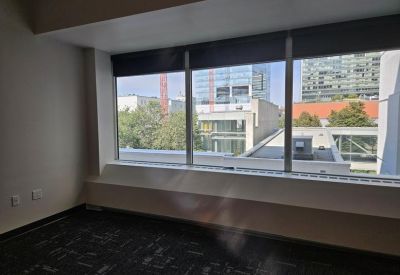 Exterior image of 185, Carlton Street No.200