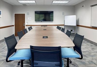 Exterior view of 2003 South Easton Road, Suite 308