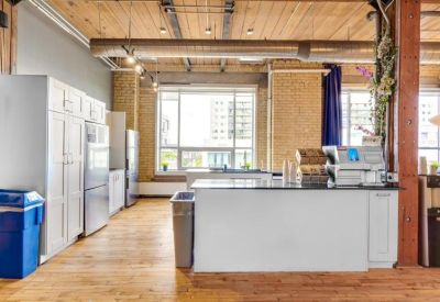 215 Spadina Avenue, 4th Floor