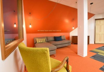 Office spaces in central Geneva (Illinois)