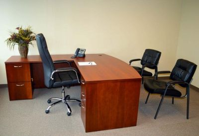 Executive suite to lease in Jacksonville