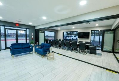 Executive suite to lease in Bedford (Texas)