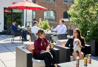 Serviced offices in central Toronto