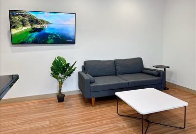 Exterior view of 710 Lakeway Drive, Suite 200