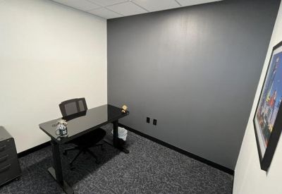 Serviced office centre to rent in San Antonio