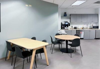 Serviced office to lease in Sacramento