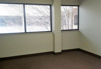 Executive office centre to rent in Knoxville
