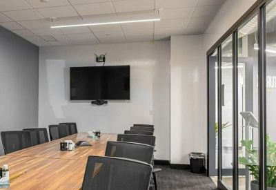 Exterior view of 98 Lower Westfield Road