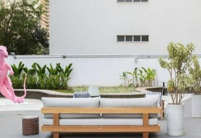 Offices at Alameda Rio Claro, 241