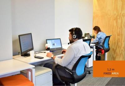 Exterior view of Ecotek Building, Calle 99 con Carrera 11