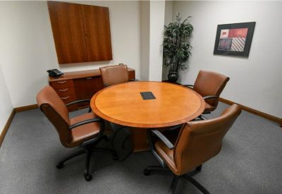 Executive office to hire in San Marcos