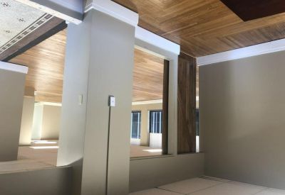 Exterior view of 100 Fifth Avenue, The Diamond Building