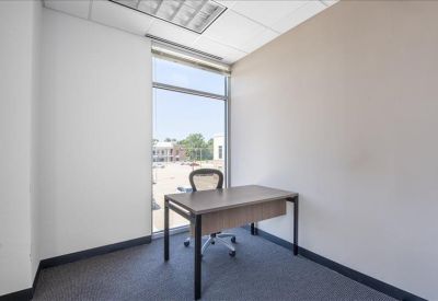 Office space to let in Mooresville