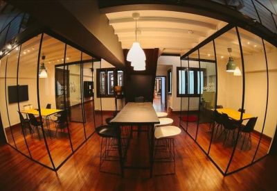 Serviced office centre in Mobile