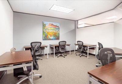 1100 Poydras Street, Suite 2900 office spaces