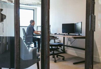 Office suites in central Encinitas