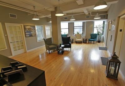 Exterior view of 1115 Broadway, 10th, 11th, and 12th Floors