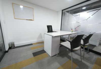 11b-66, Calle 99, Chicó Norte office suites