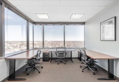 Office accomodations in central Rolling Meadows