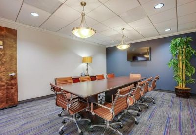 Serviced office centres to rent in Encino
