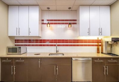 Exterior image of 1631 Dickson Avenue, Suite 1100