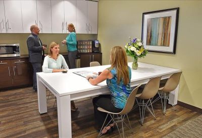 Newark executive suite