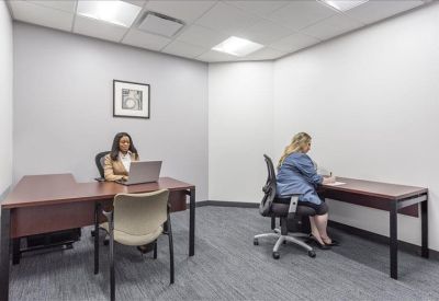 Offices at 201 St. Charles Avenue, Suite 2500