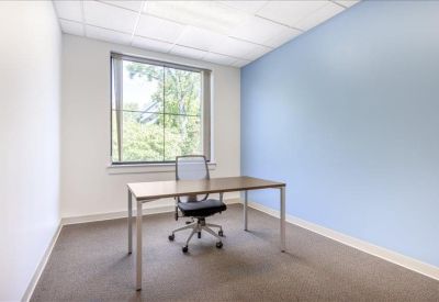Office suites to let in Cary