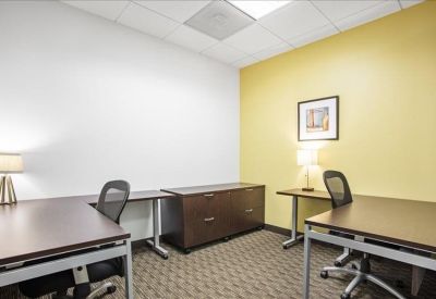 Office accomodation to rent in Glenview