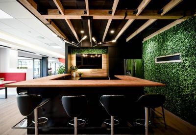 Exterior image of 2727, Rue Saint-Patrick, Suite No.109