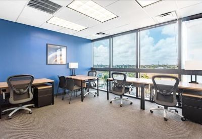 Office accomodations to hire in Aventura